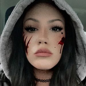 Meet your Posher, Desirae